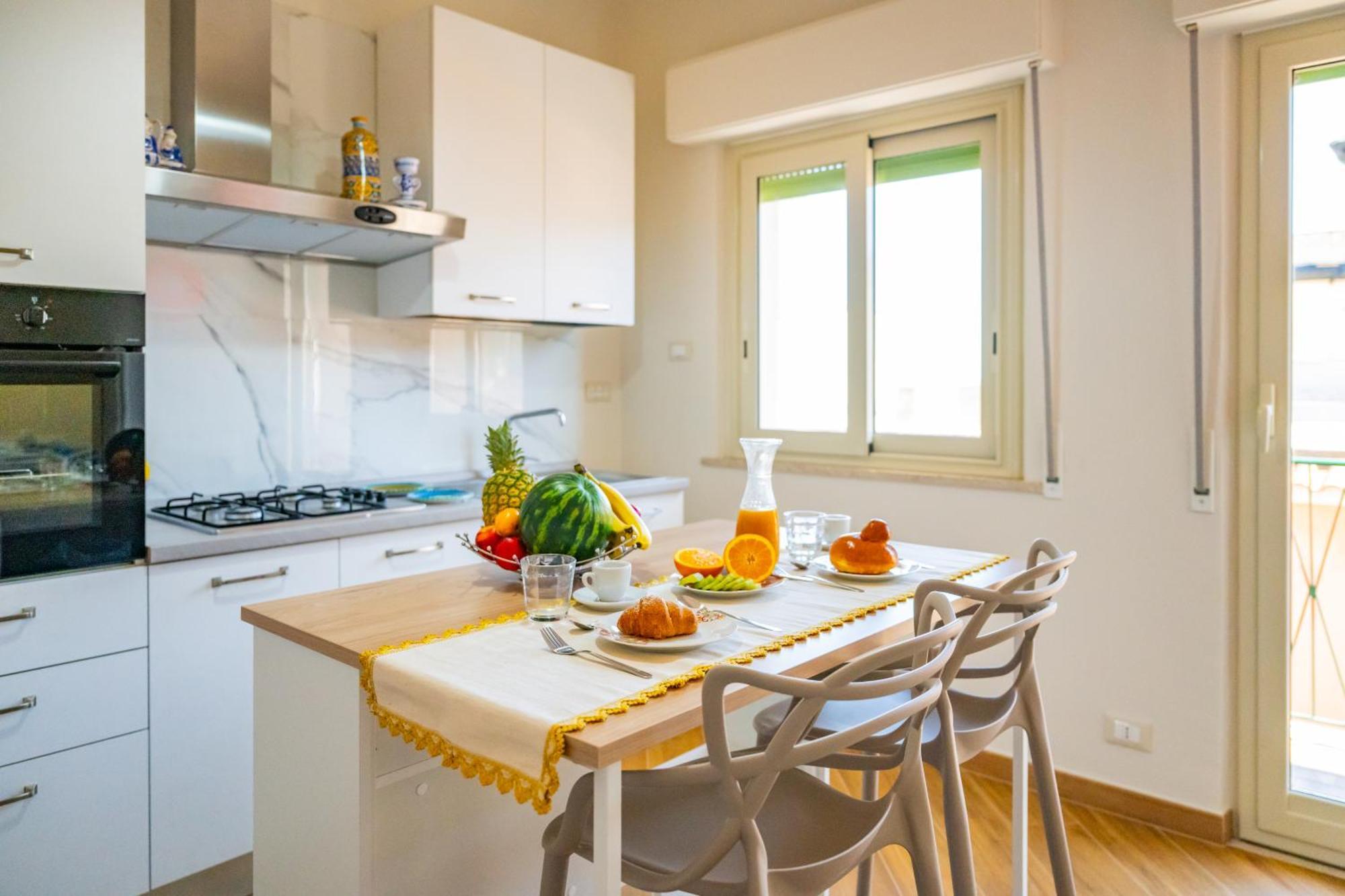 Achilles Apartment Giardini Naxos Dış mekan fotoğraf